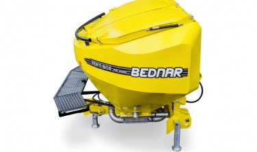 Навісний бункер для внесення добрив Bednar Ferti-Box FB
